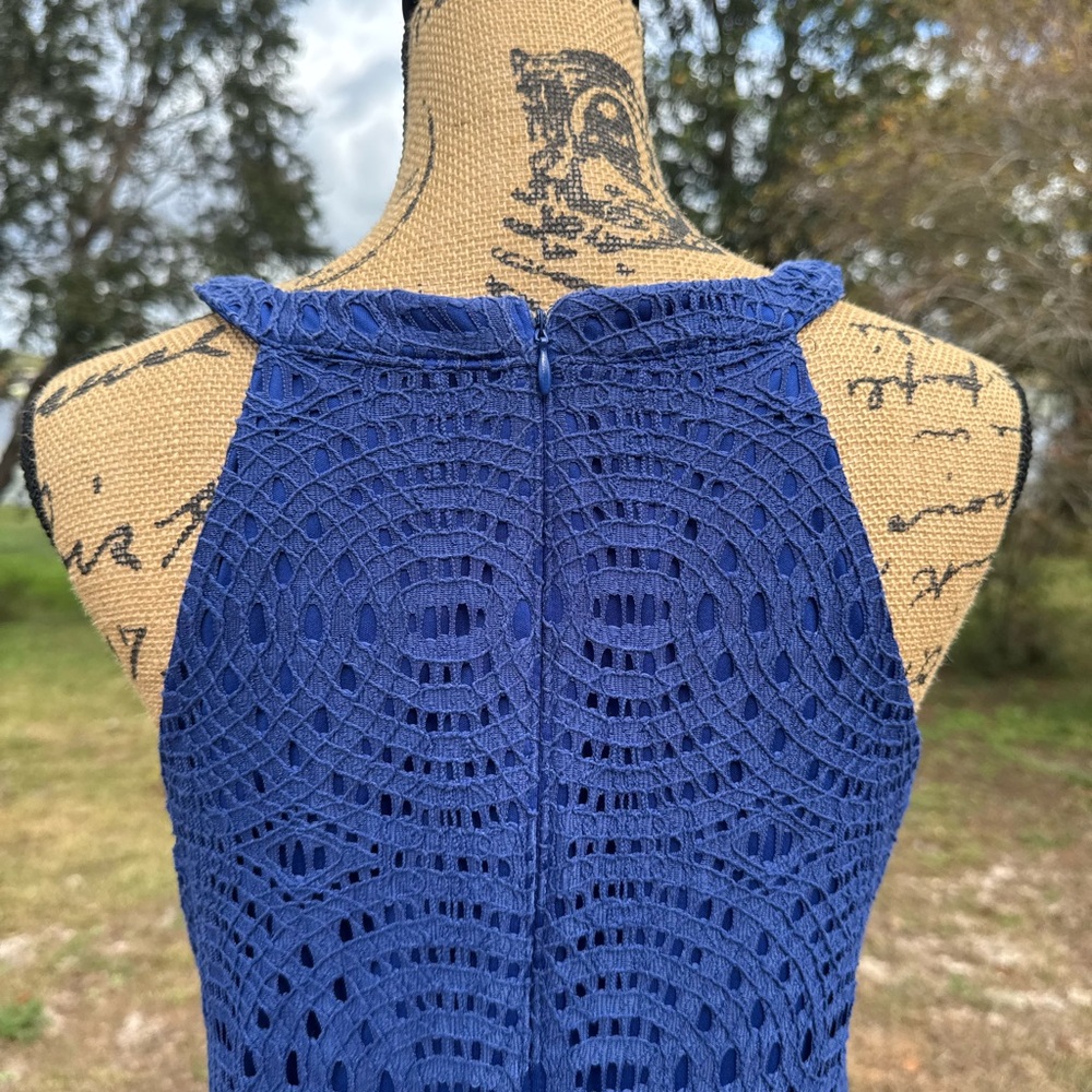 Eliza J Crochet Halter Sleeveless Cocktail Dress Royal Blue Size 8 - Picture 6 of 9